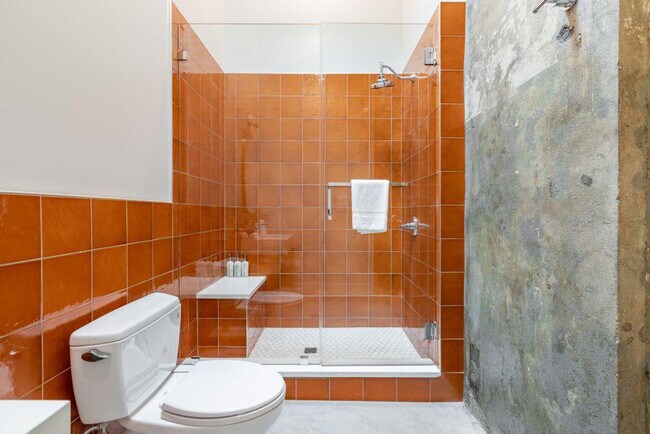 Building Photo - 315 Girod St