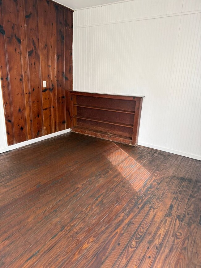 Building Photo - 2210 18th St