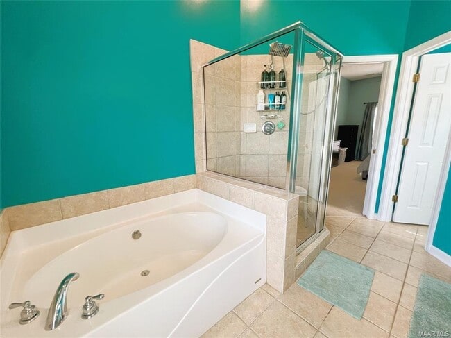 Building Photo - 1972 Chancellor Ridge Rd