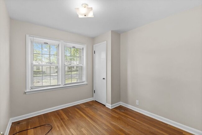 Building Photo - 1115 Bliss Dr