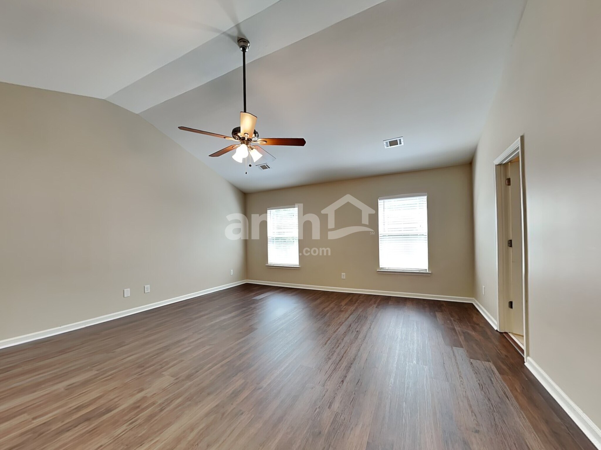Building Photo - 162 Grayson Ave