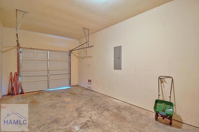 Building Photo - 942 Gulfstream Rd