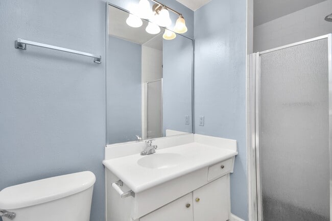 Building Photo - 8022 Sharpview Dr