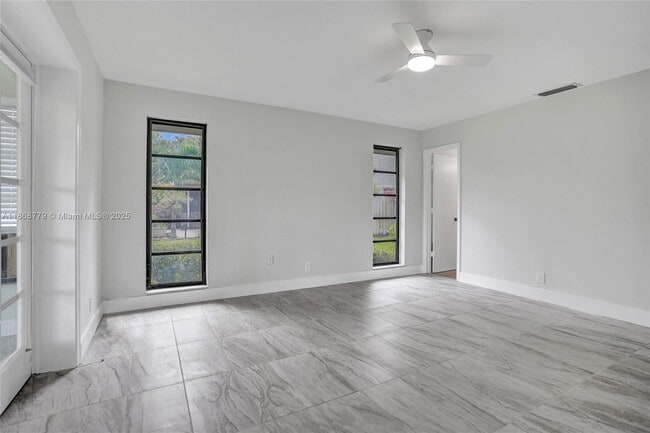 Building Photo - 3821 Arelia Dr