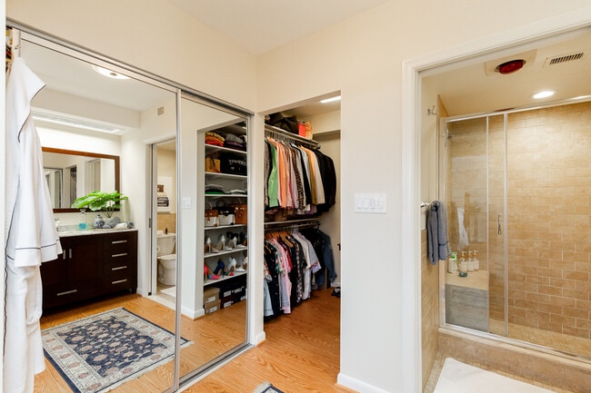 ? Closet space - 1016 S Wayne St