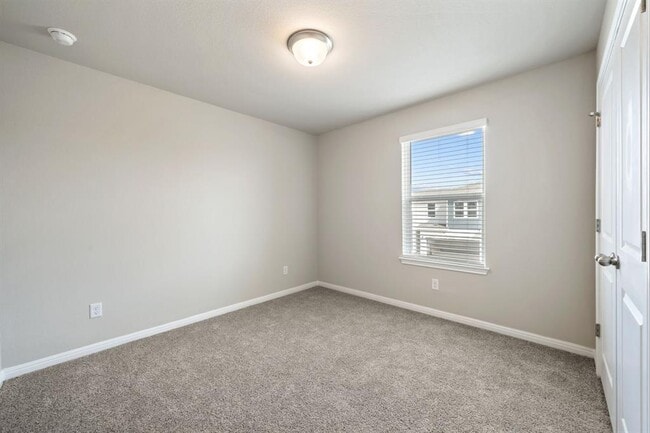Building Photo - 1850 Settlers Glen Dr