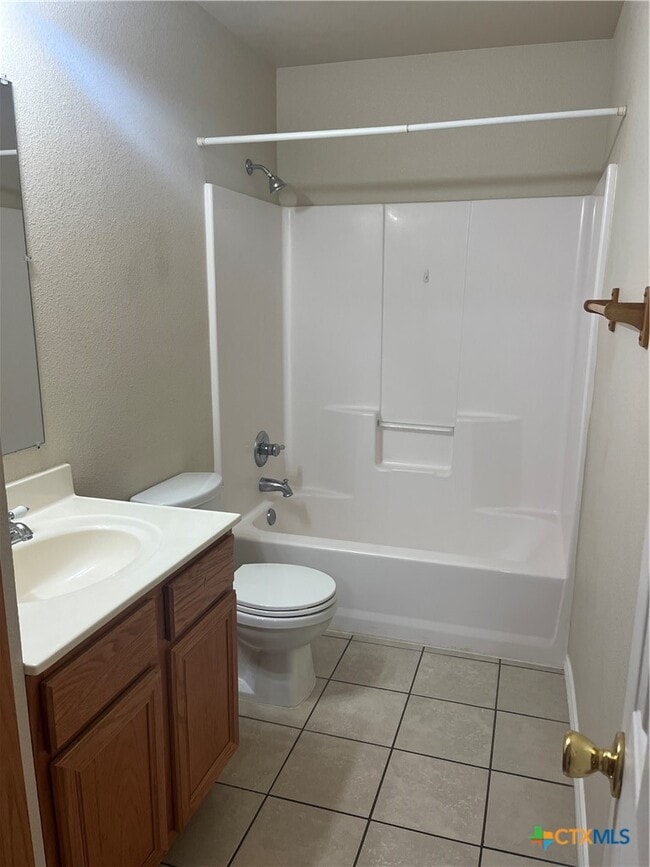 Building Photo - 1031 Helen Dr