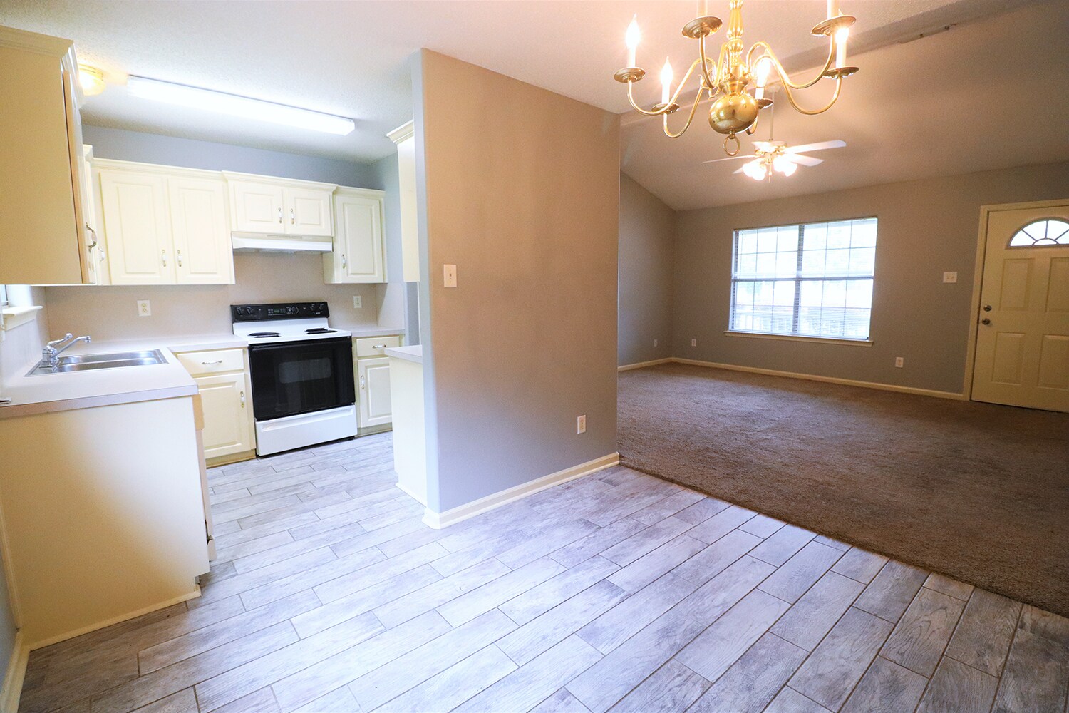 Building Photo - 56 Timberwood Dr