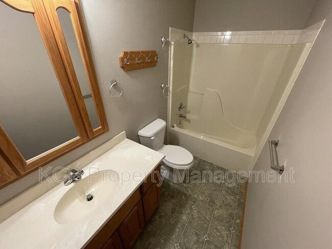 Building Photo - 116 Dub's Way