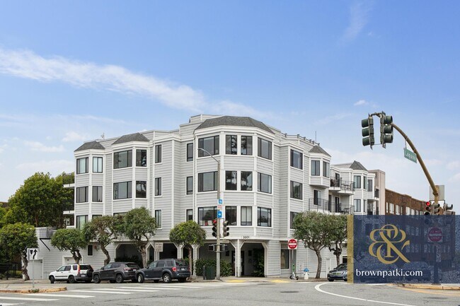 Building Photo - 3501 Laguna St