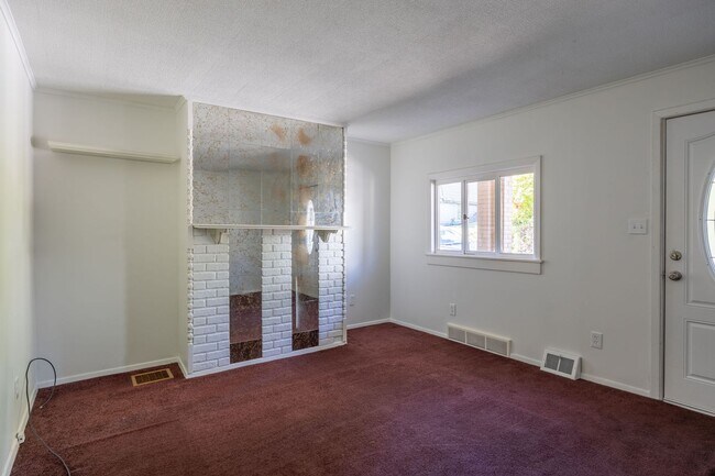 Building Photo - 1423 Ridge Ave