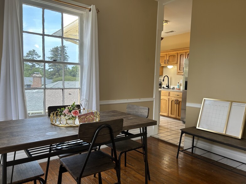 Apt C - Dining Room - 1116 Main St