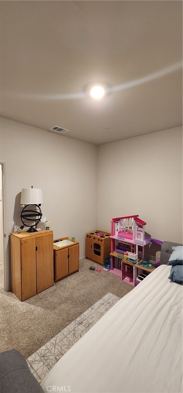Building Photo - 28225 Heirloom Dr