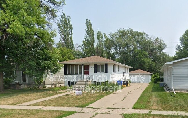 Building Photo - 1346 17th St S