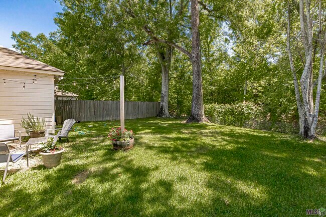 Building Photo - 1415 Alouette Dr