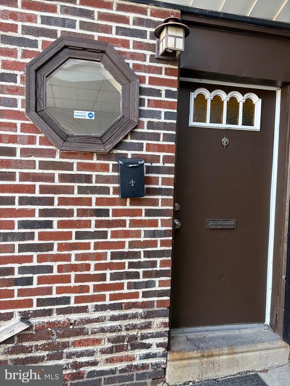 Building Photo - 6904 Dicks Ave