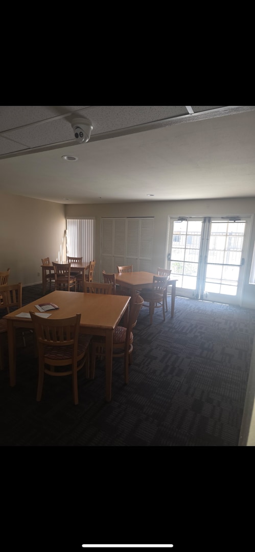 Building Photo - Senior living condo