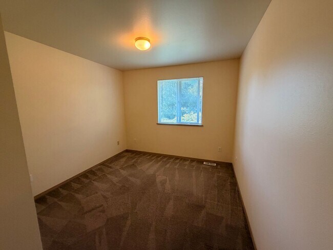 Building Photo - 13114 57th Ave NE