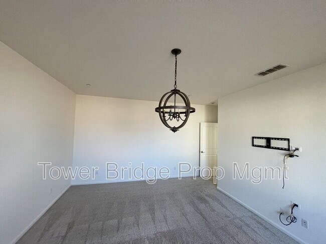 Building Photo - 5508 Copper Sunset Way