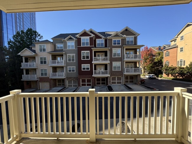 Building Photo - Modern 1-Bed Townhome Near Perimeter Mall — Gated, Bright, and Convenient!