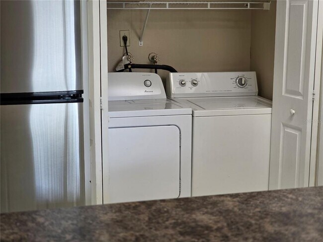 Building Photo - 9941 Barley Club Dr