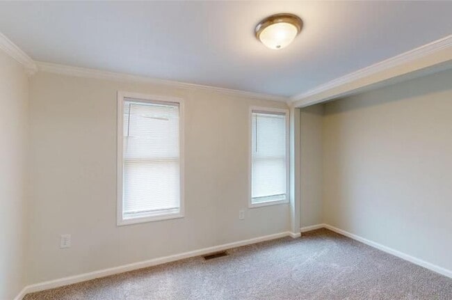 Building Photo - 2619 Prospect Ave