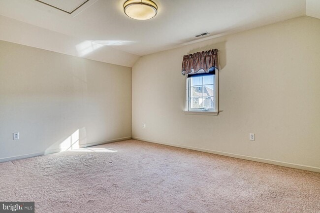 Building Photo - 1802 Schindler Dr