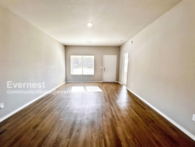 Building Photo - 4511 Olympic Dr