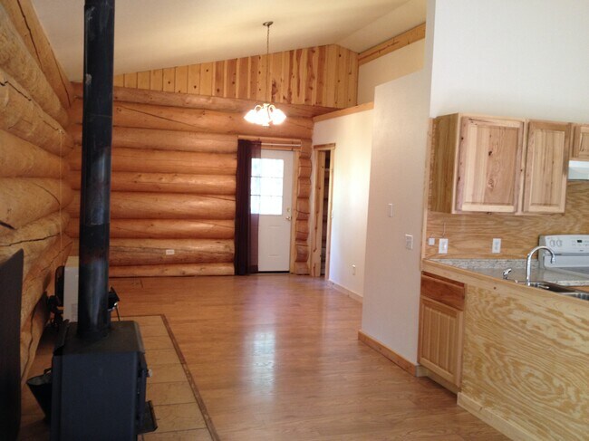 Building Photo - 3911 Murphy Dome Rd