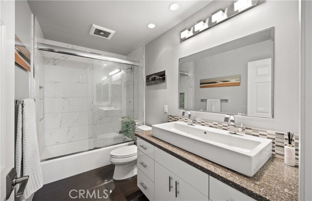 Building Photo - 4 Chandon