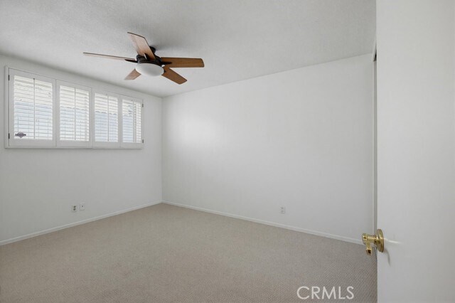 Building Photo - 2705 E Jacaranda Ave