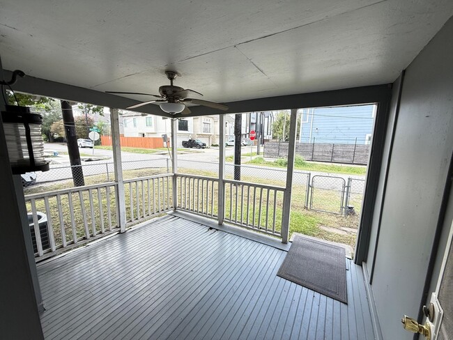 Building Photo - 5239 Kiam St