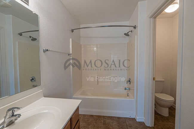 Building Photo - 2035 W Gold Dust Ave