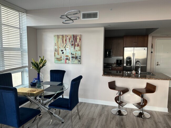 Building Photo - 350 N Federal Hwy