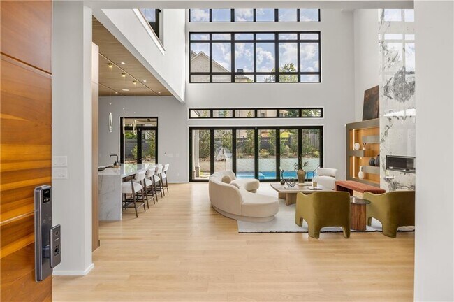 Building Photo - 4232 Edgewood Ct