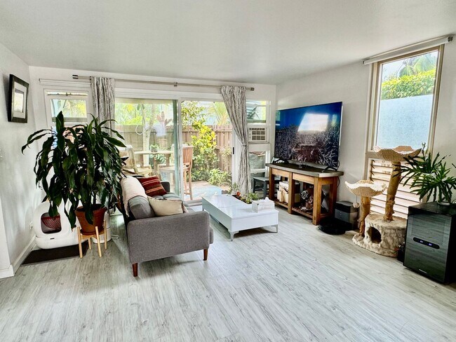Primary Photo - Available Now | Fully Furnished 1 Bedroom,...