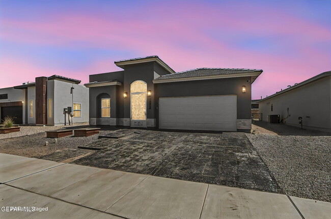 Building Photo - 14824 Sam Garcia Ave