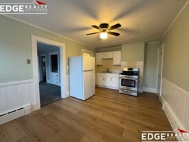 Building Photo - 24 Union St