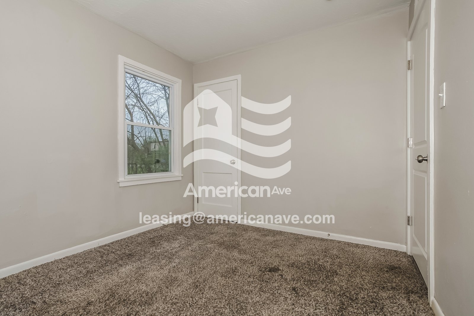 Building Photo - 701 19th Ave