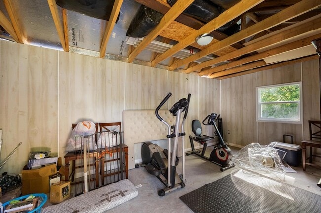 Building Photo - 108 S St Marks Ave