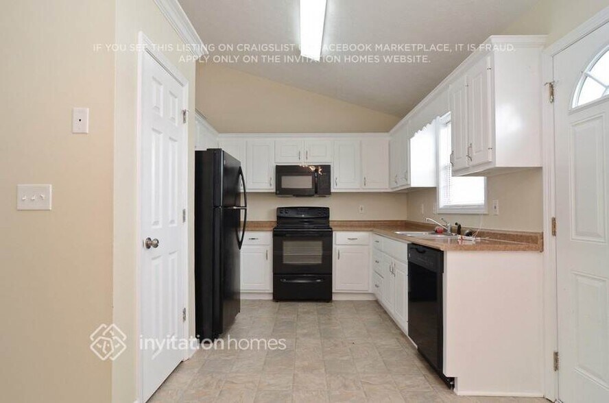 Building Photo - 295 Claremont Dr