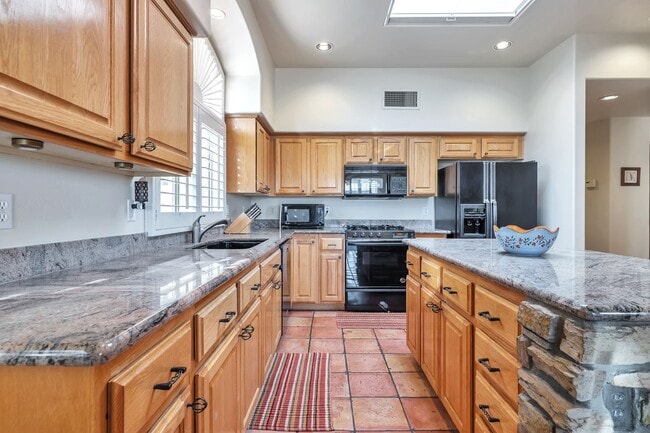 Building Photo - Discover Luxury Living at McDowell Mountai...