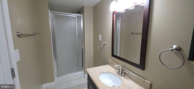 Building Photo - 1319 The Terrace