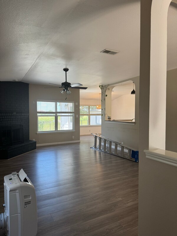 Building Photo - 2618 Dove Crossing Dr