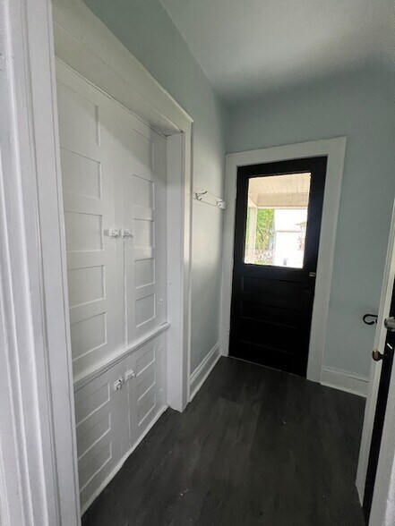 Building Photo - 602 Westcott St