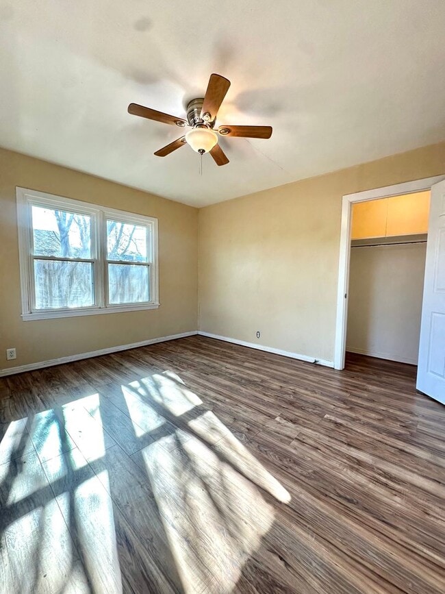 Building Photo - COMING MAY 2026 - Cozy 3 Bedroom Home Near Fort Concho!