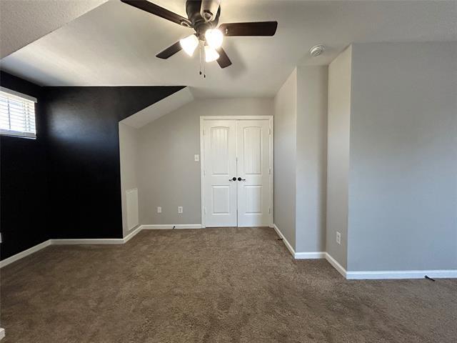 Building Photo - 922 E Dashwood St