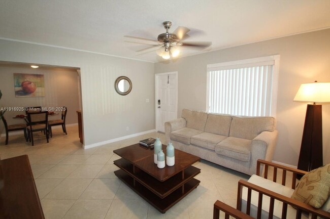 Building Photo - 1818 Fillmore St