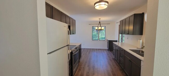 Building Photo - 110 Rimini Rd