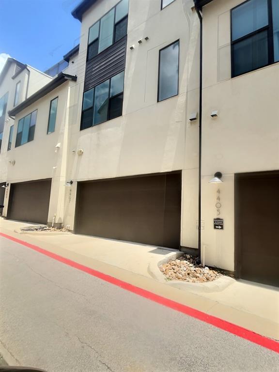 Building Photo - 4407 Grotto Dr